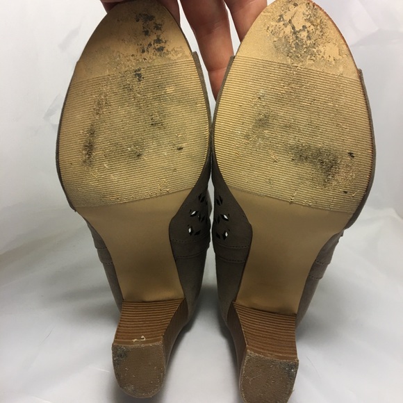 Madden Girl Block Heels - Picture 5 of 6